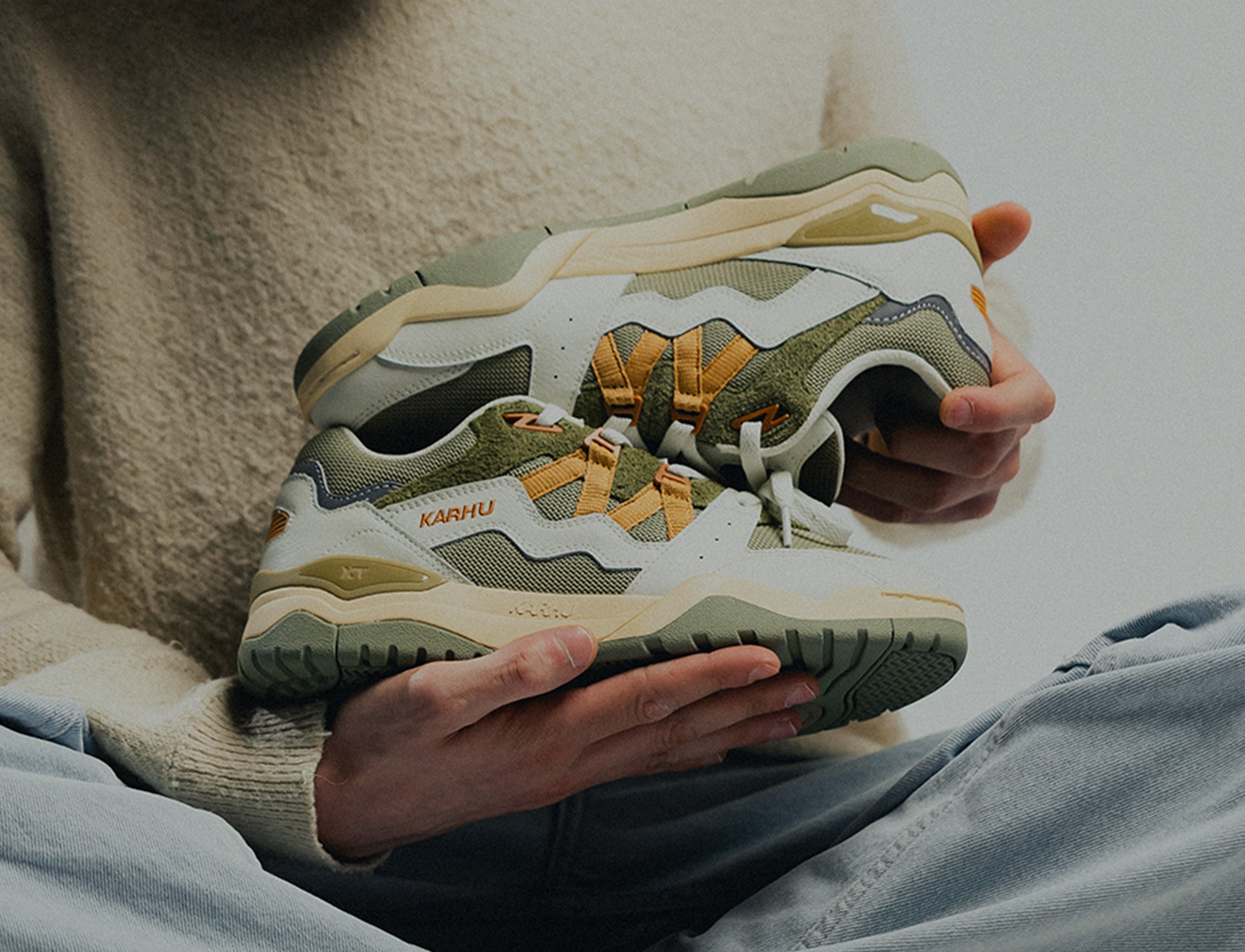 Karhu Fusion XT icicle oak buff