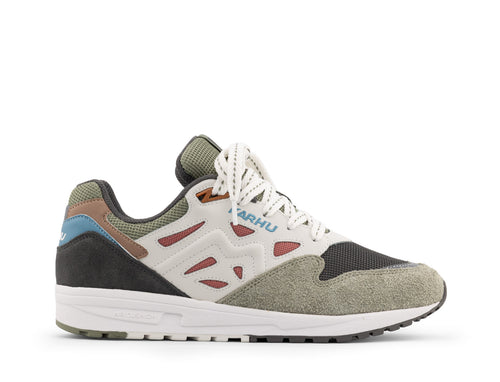 Karhu Legacy 96 'Flower' Pack dark gull gray light mahogany