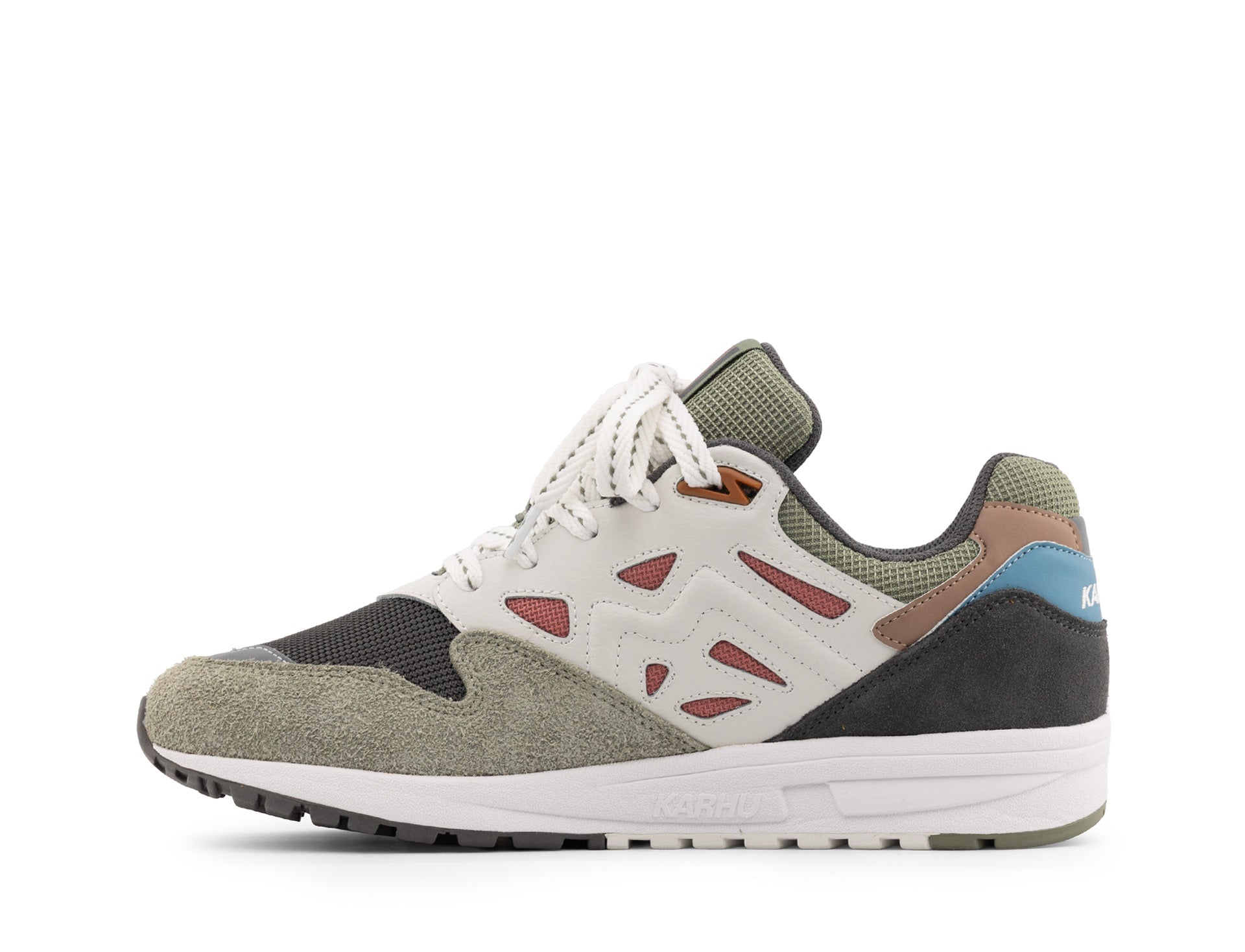 Karhu Legacy 96 'Flower' Pack dark gull gray light mahogany