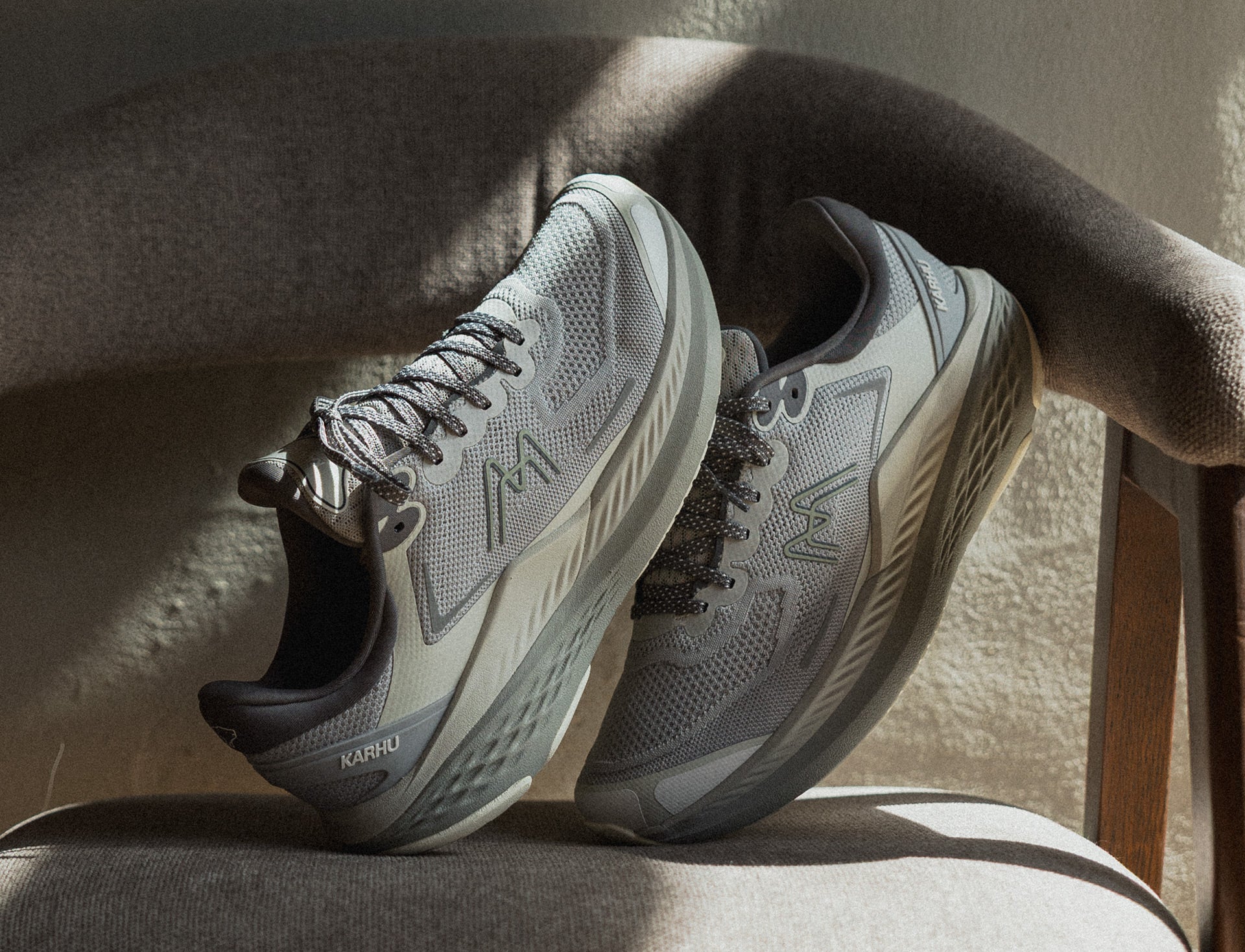 Karhu Mestari Run LS drizzle alfalfa