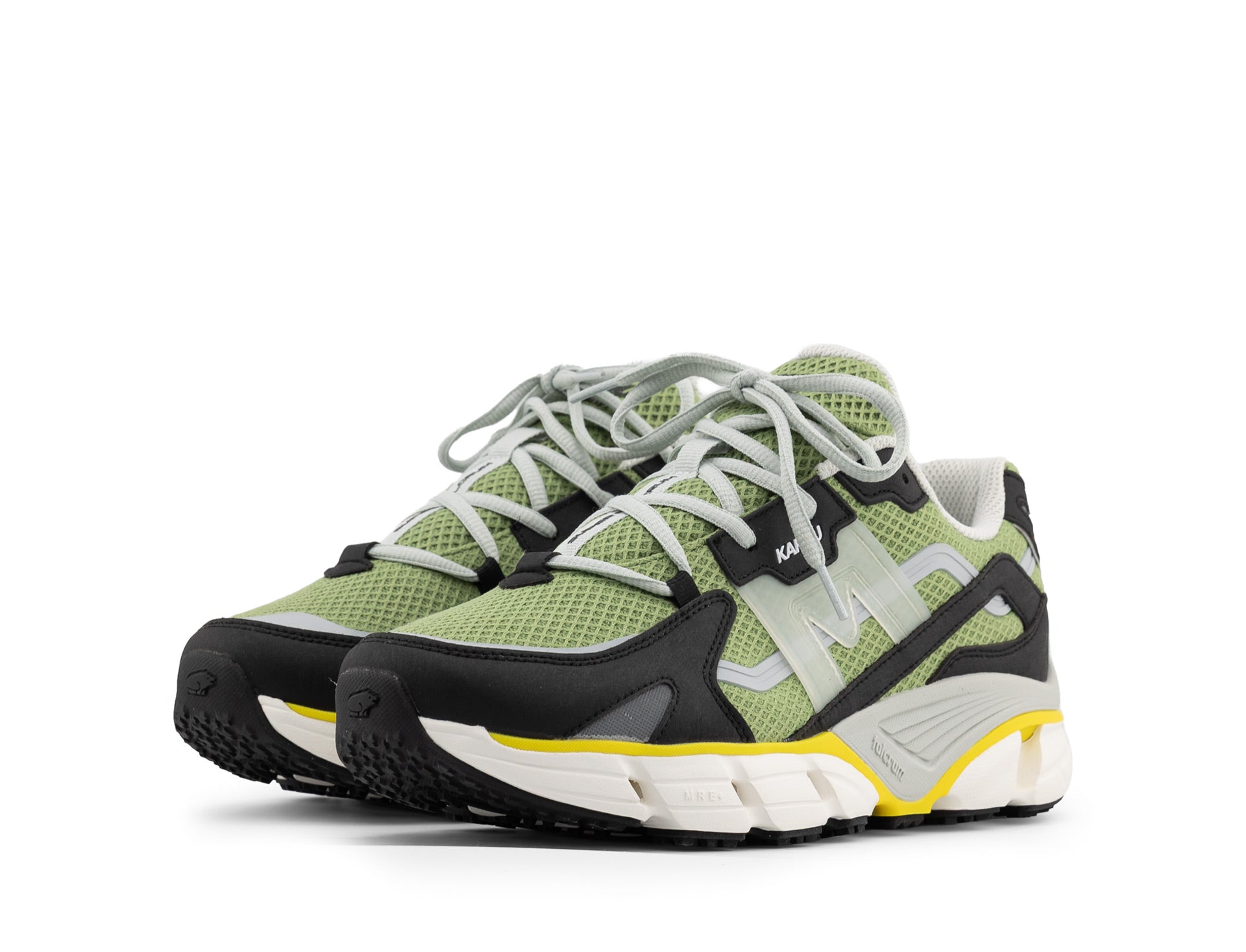 Karhu Super Fulcrum jet black epsom