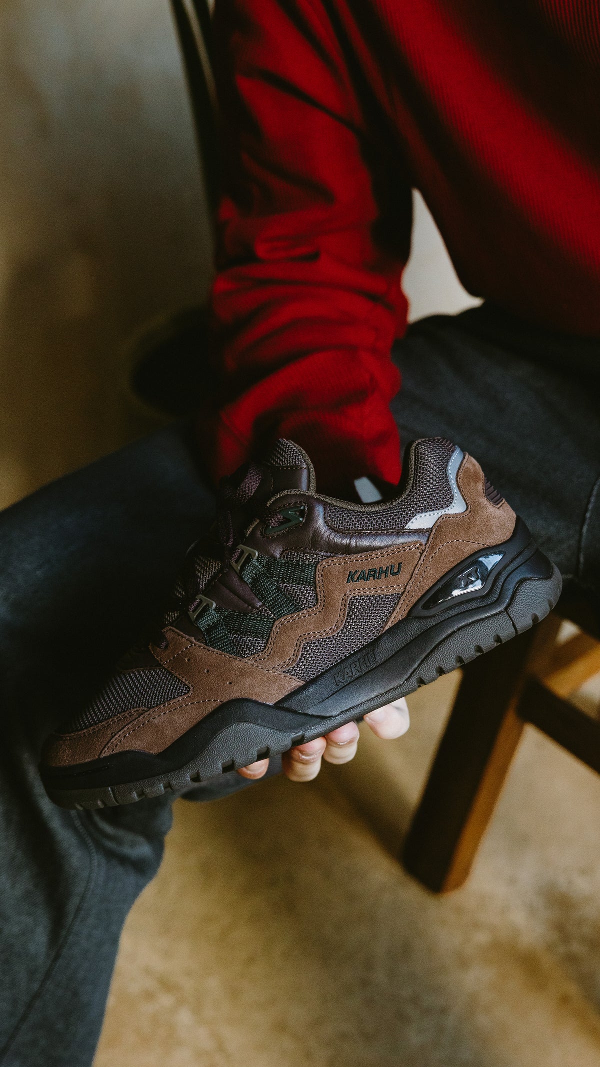Karhu Fusion XT pine bark scarab