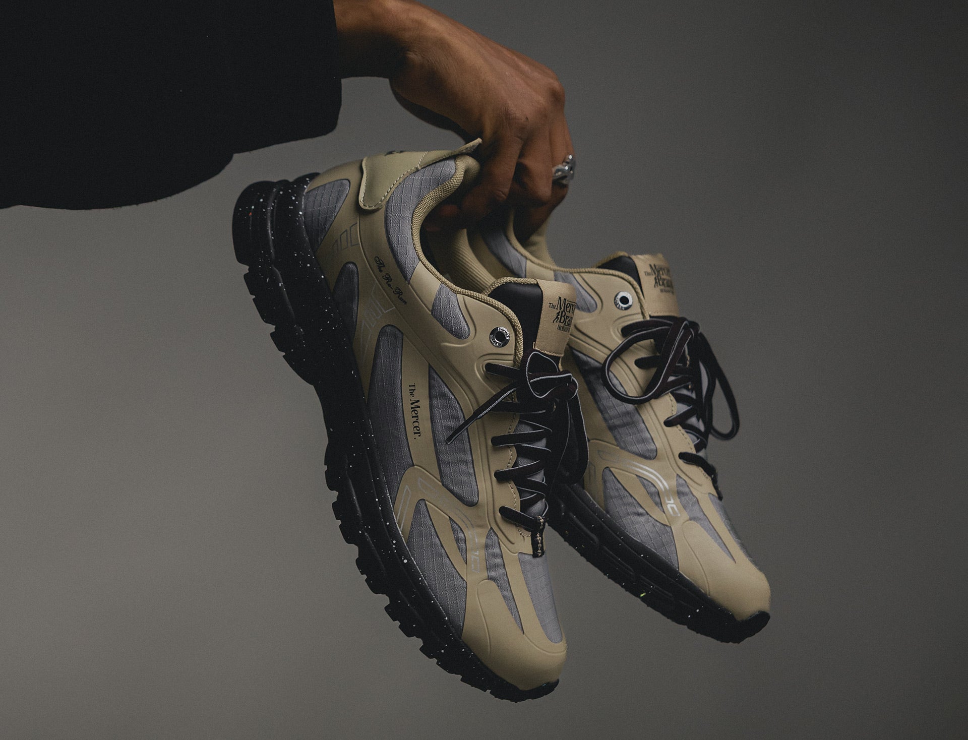 Mercer The Re-Run Outdoor off white