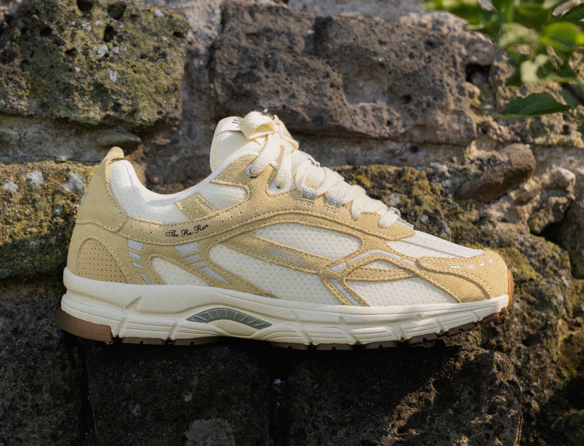 Mercer The Re-Run Vintage Suede yellow