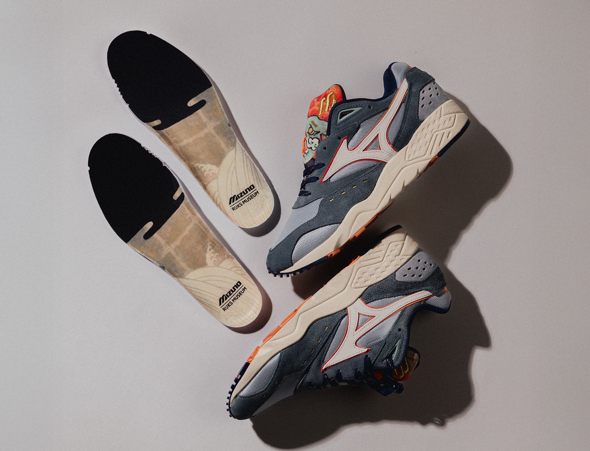 Mizuno Contender 'Rijksmuseum' quarry silver gray weather