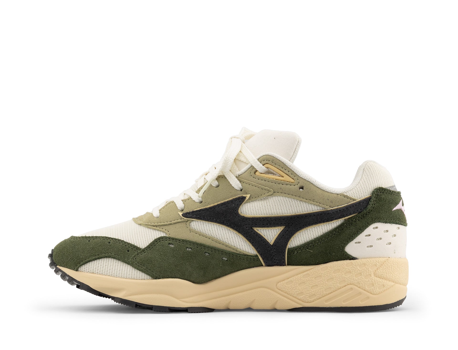 Mizuno Contender pristine black sand four leaf clover