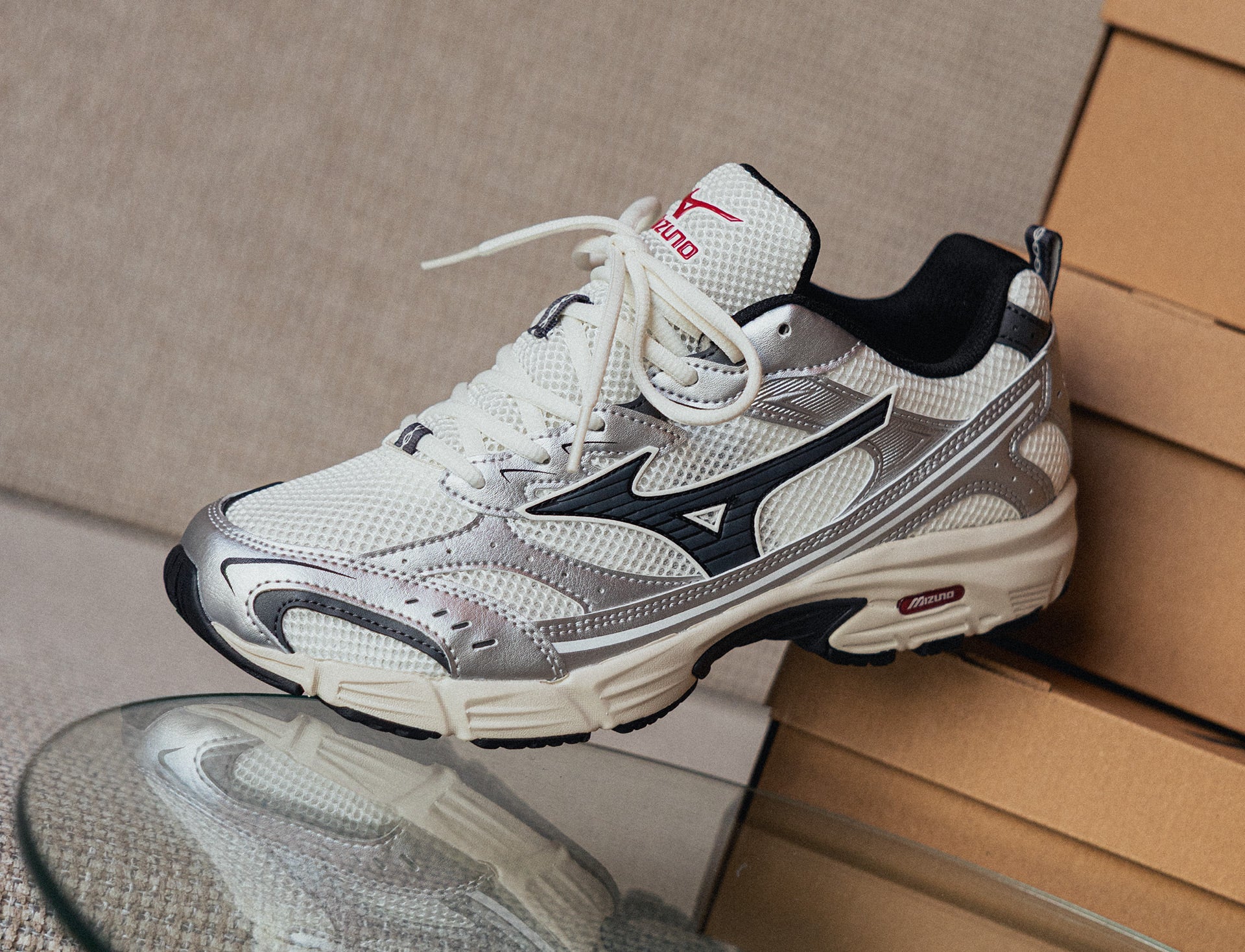Mizuno MXR Sport snow white magnet silver