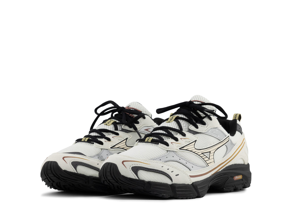 Mizuno MXR snow white summer sand henna