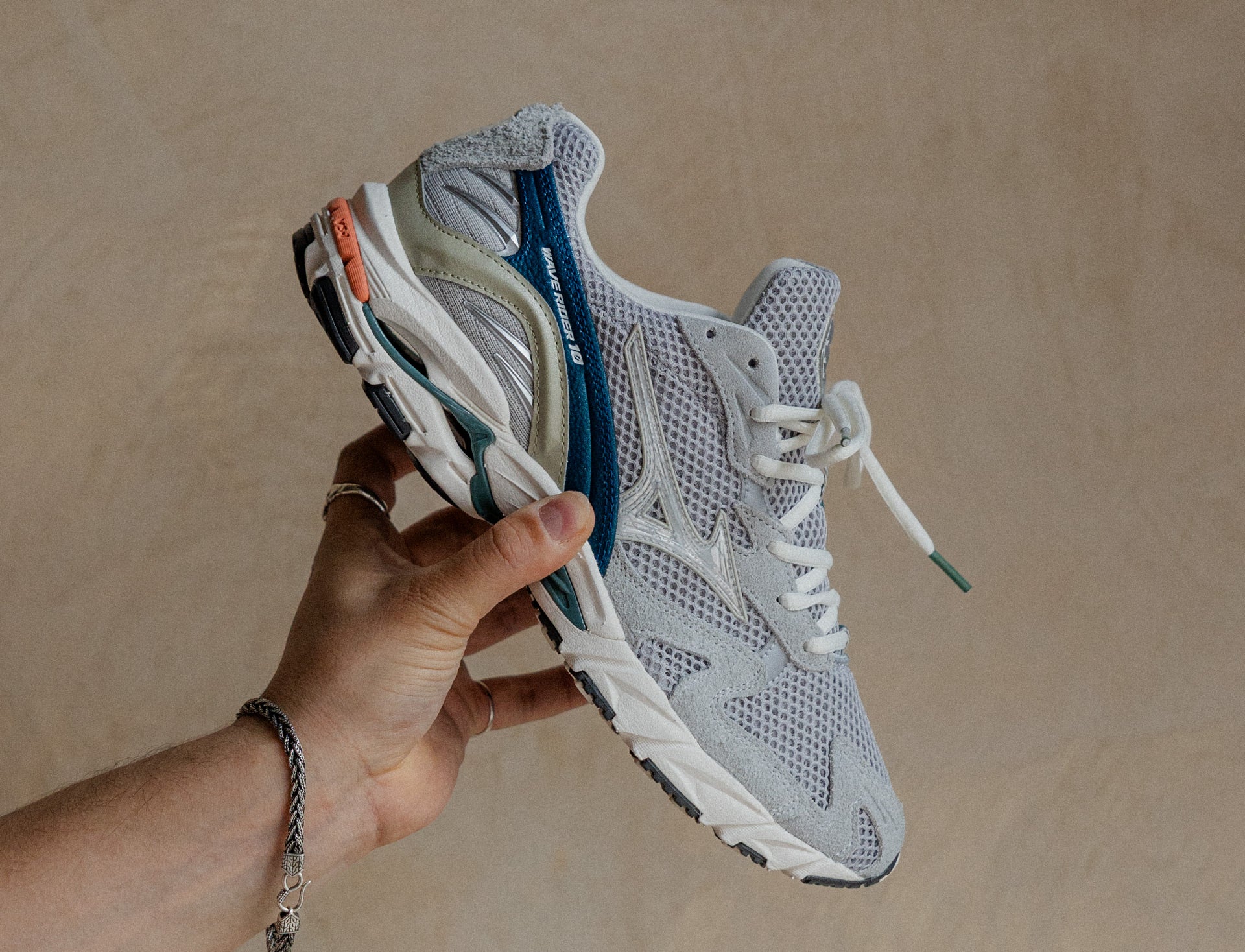 Mizuno Wave Rider 10 harbor mist dawn blue sailor blue