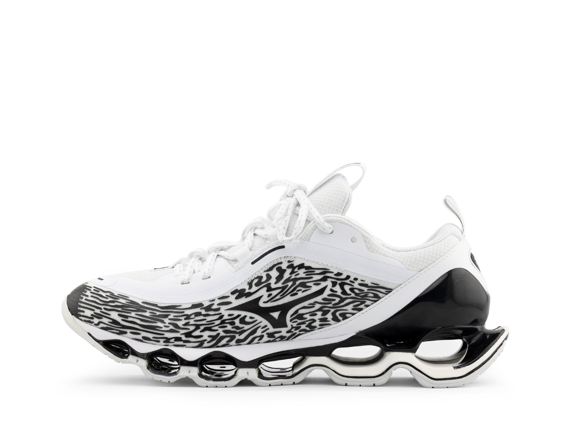 Mizuno Wave prophecy 13.2 white black