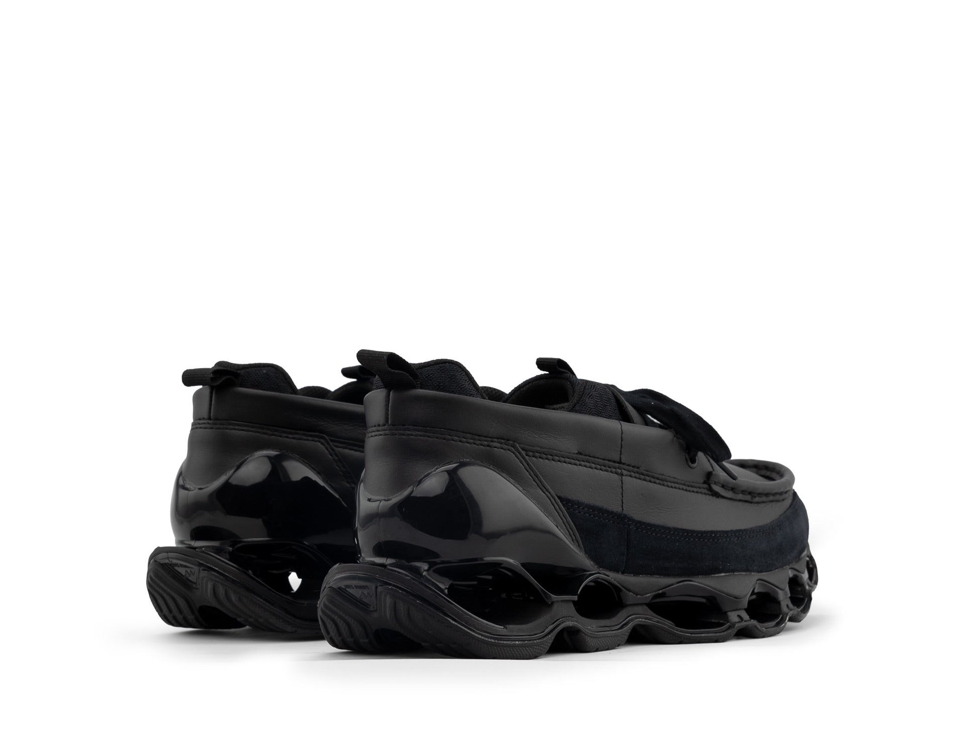 Mizuno Wave prophecy Moc black