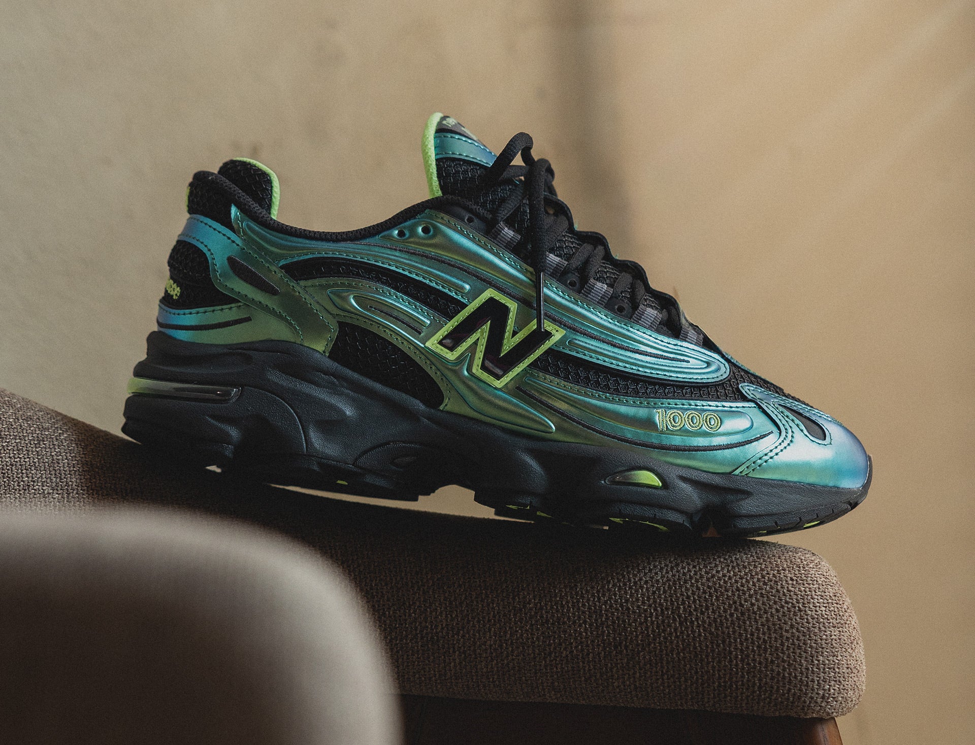 New Balance 1000 faded black afterglow