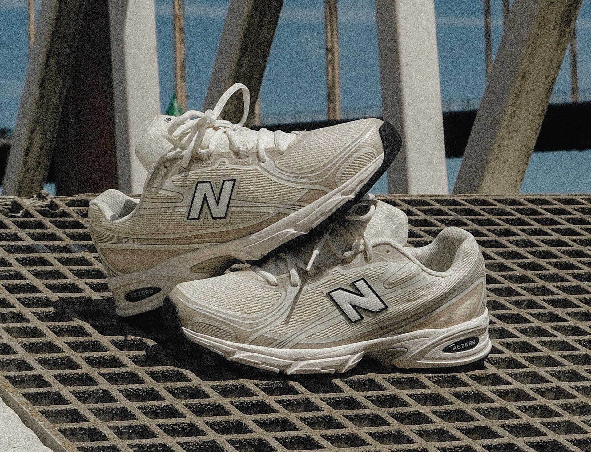 New Balance 740 shipyard angora