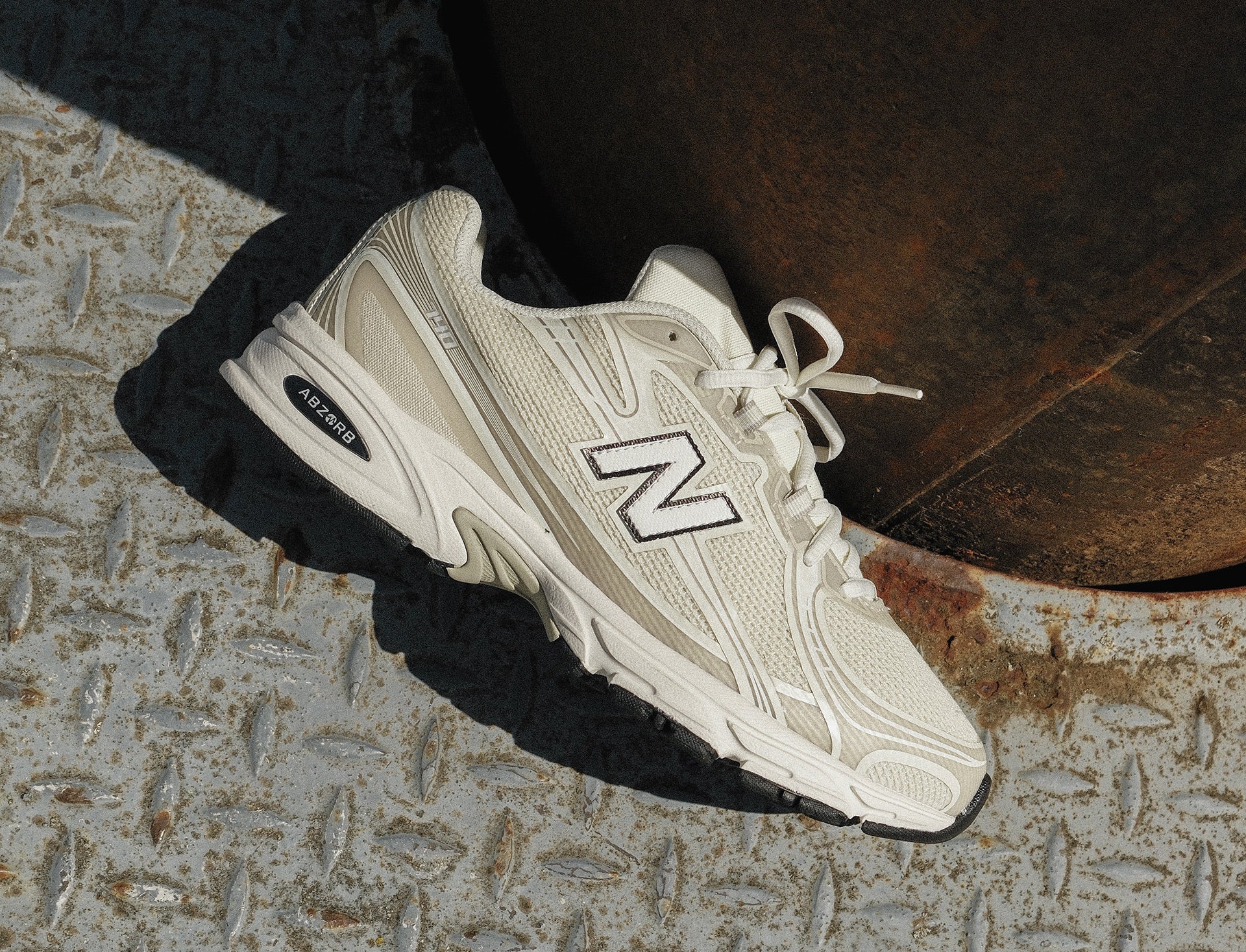 New Balance 740 shipyard angora