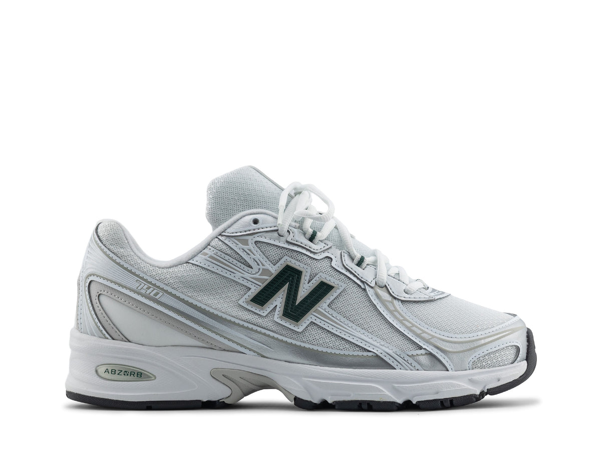 New Balance 740 white