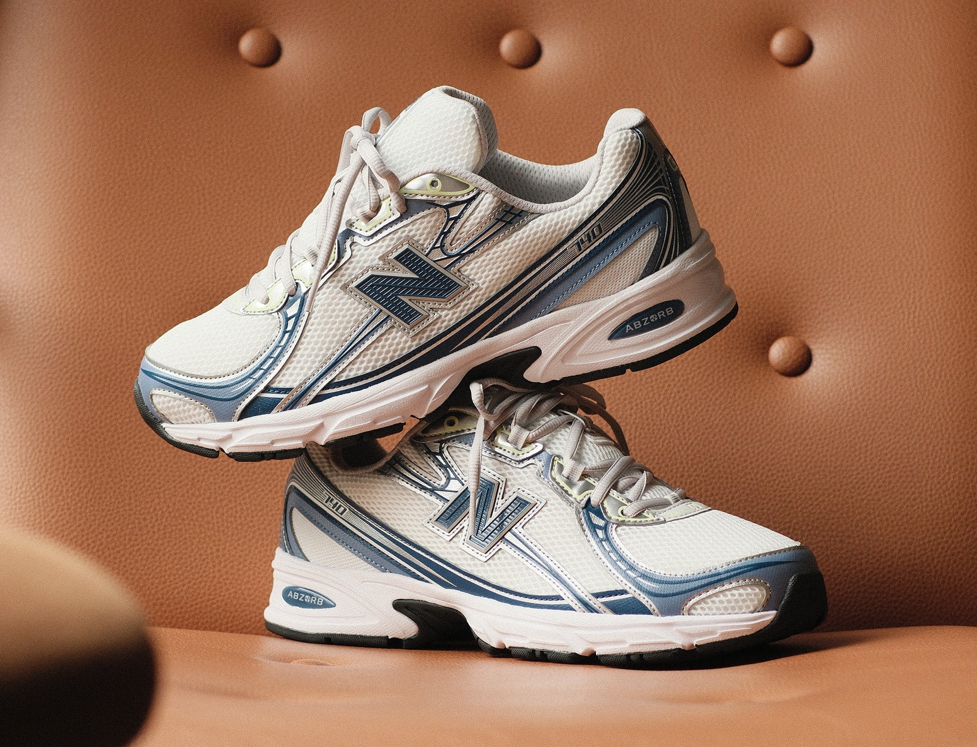 New Balance 740 nb white magic blue
