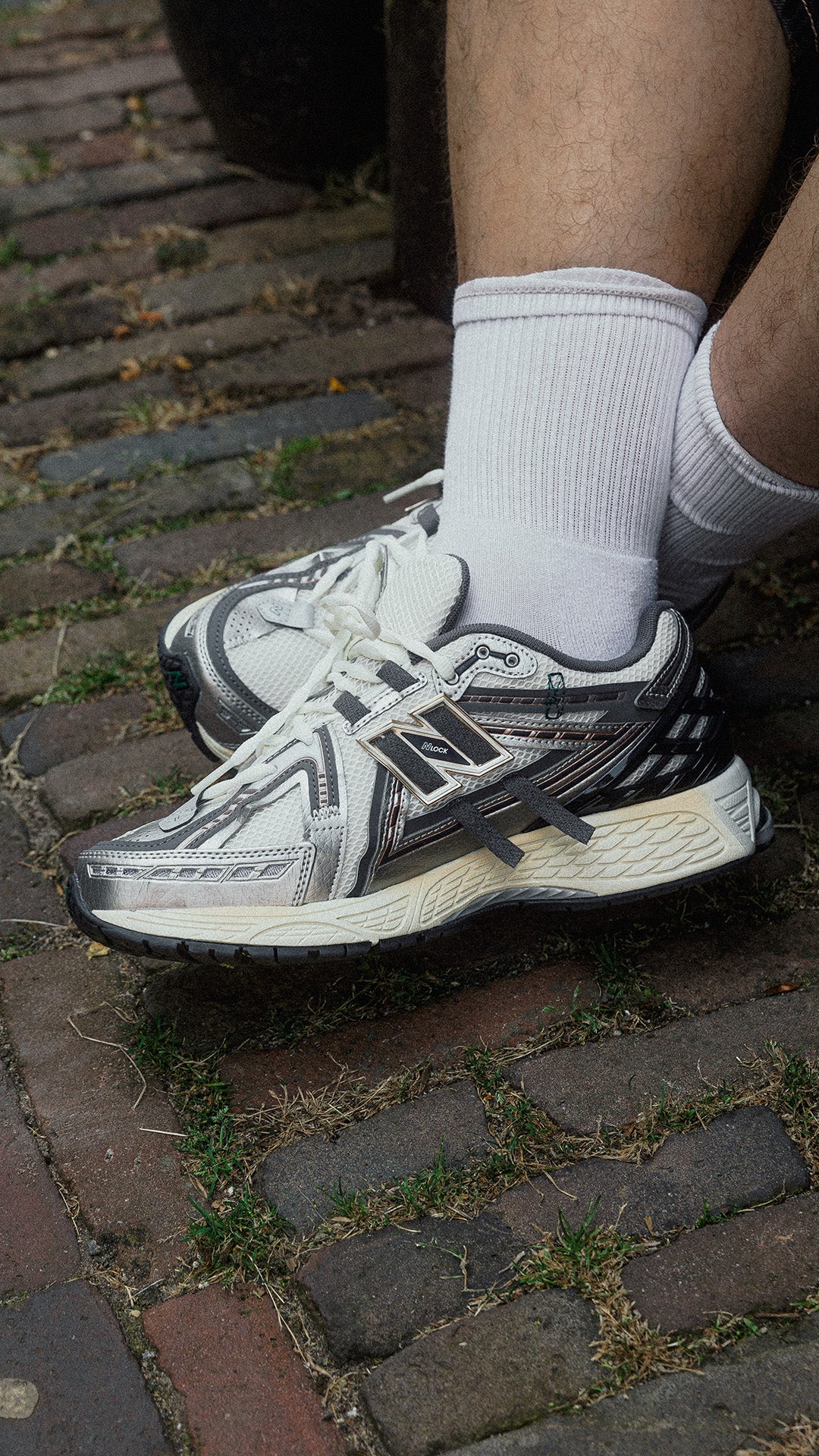 New Balance 1906A silver metallic