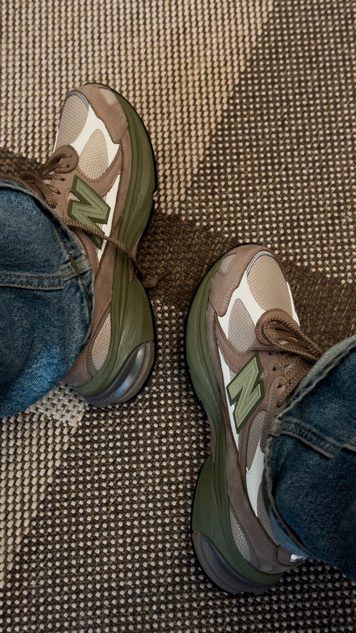 New Balance 2010 light mushroom