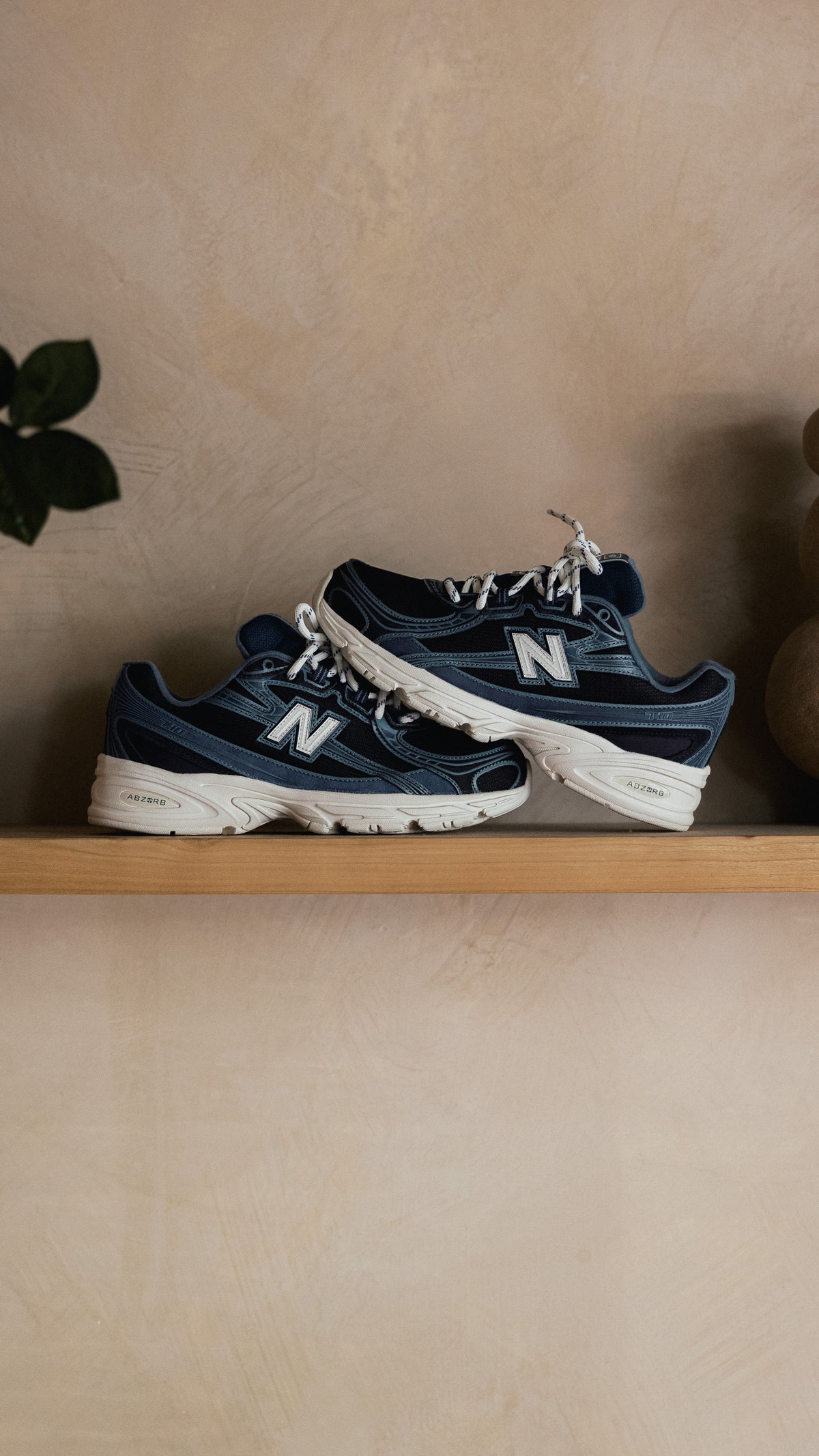 New Balance 740 dark night