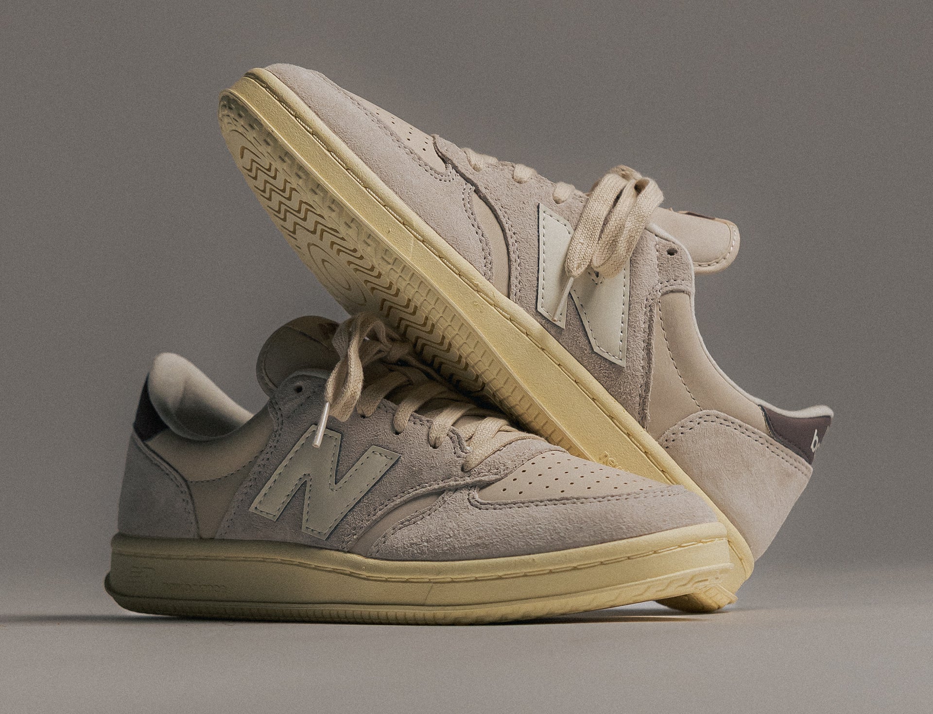New Balance T500 bisque linen