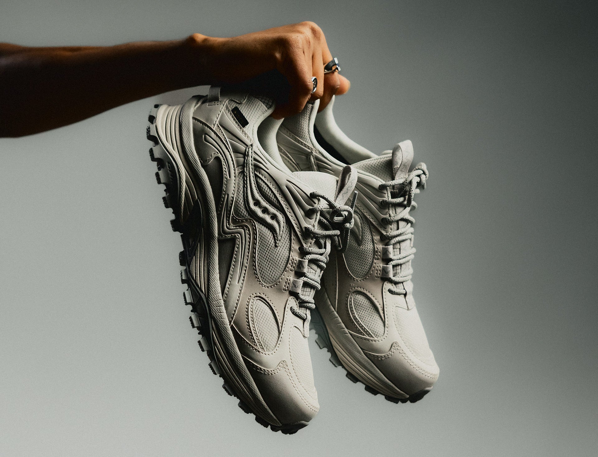 Saucony Grid Aura X GTX ivory