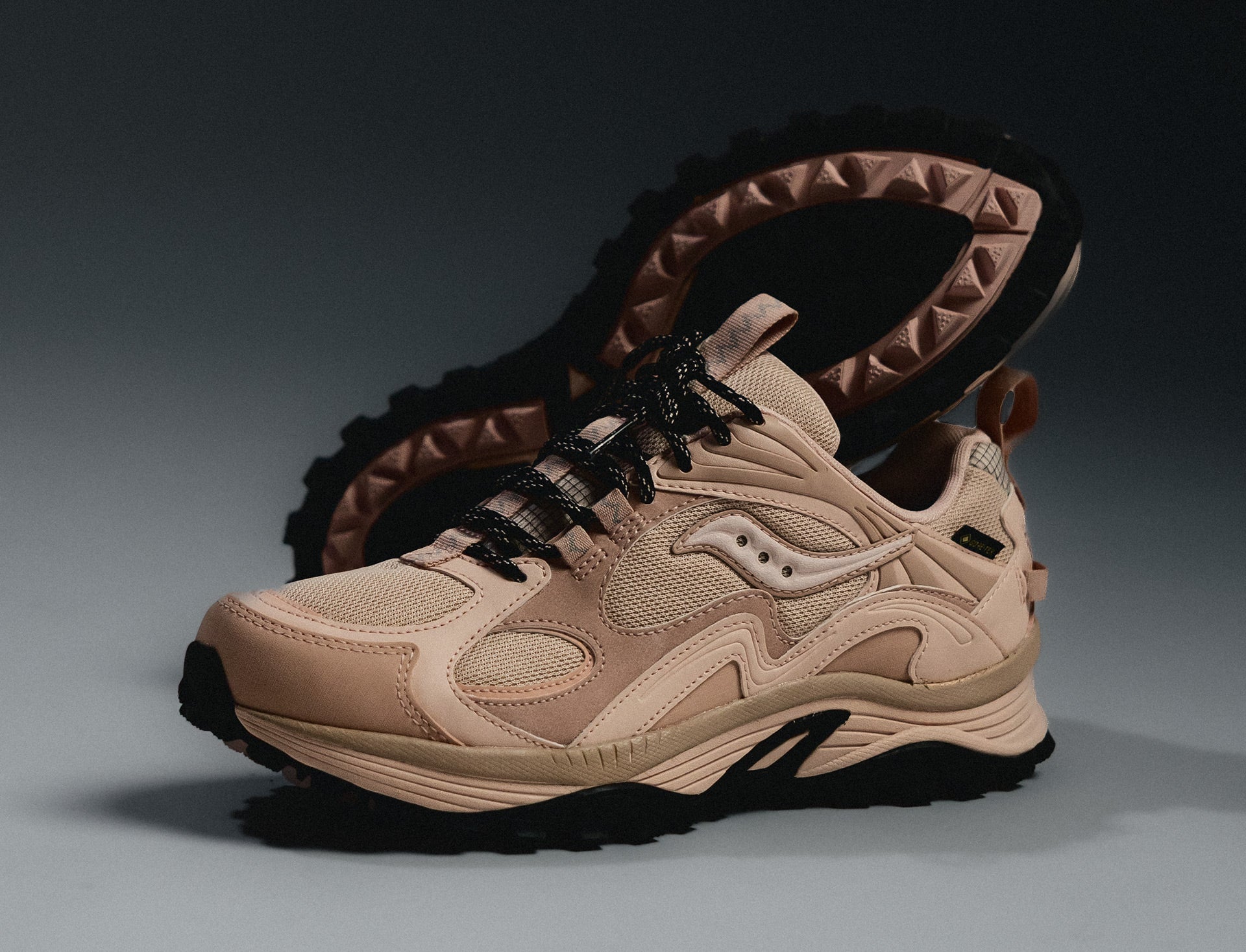 Saucony Grid Aura X GTX pink