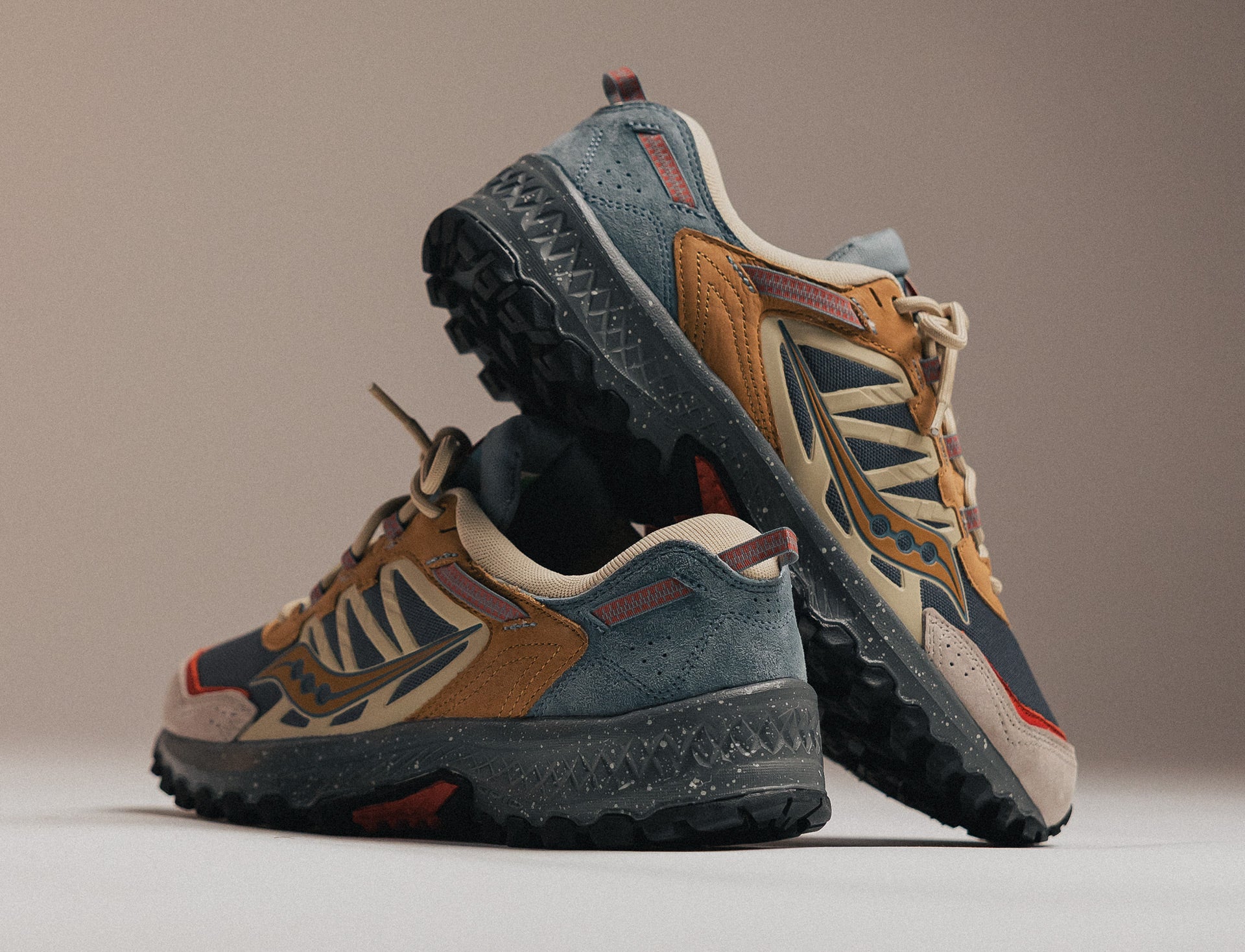 Saucony Grid Peak grey sand