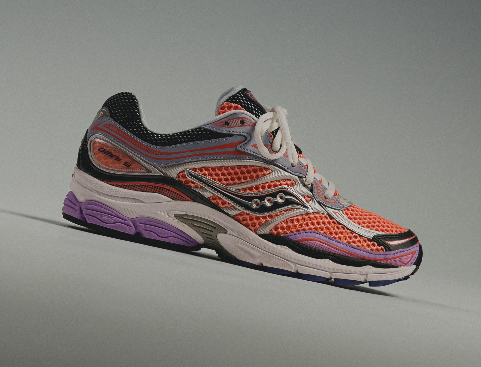 Saucony Progrid Omni 9 pink purple