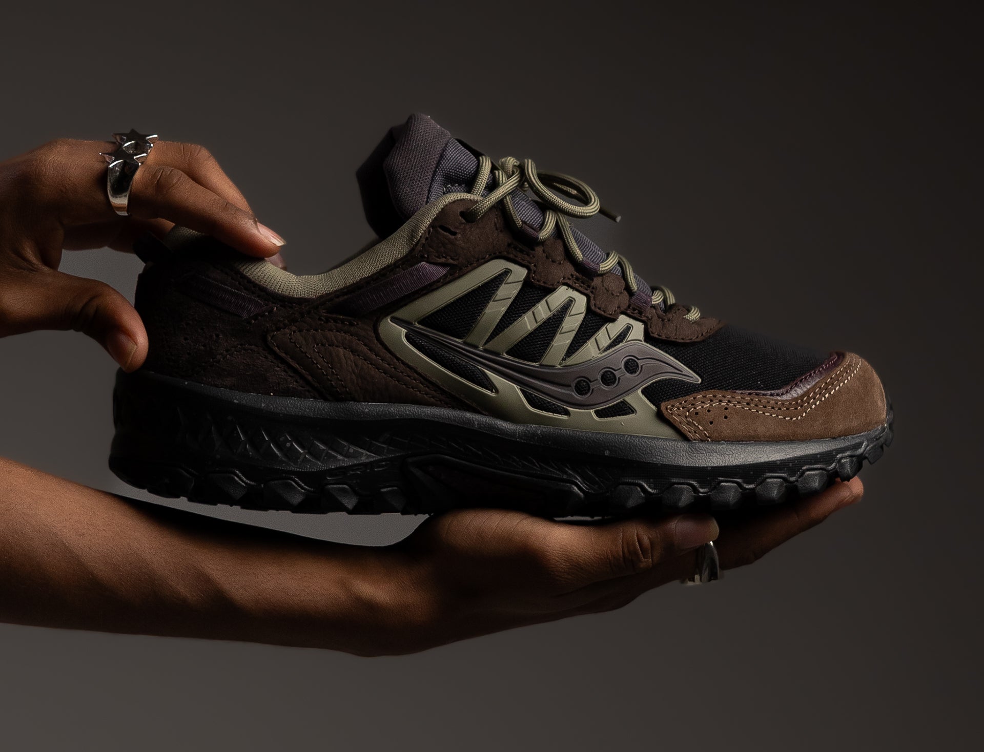 Saucony Grid Peak black wine