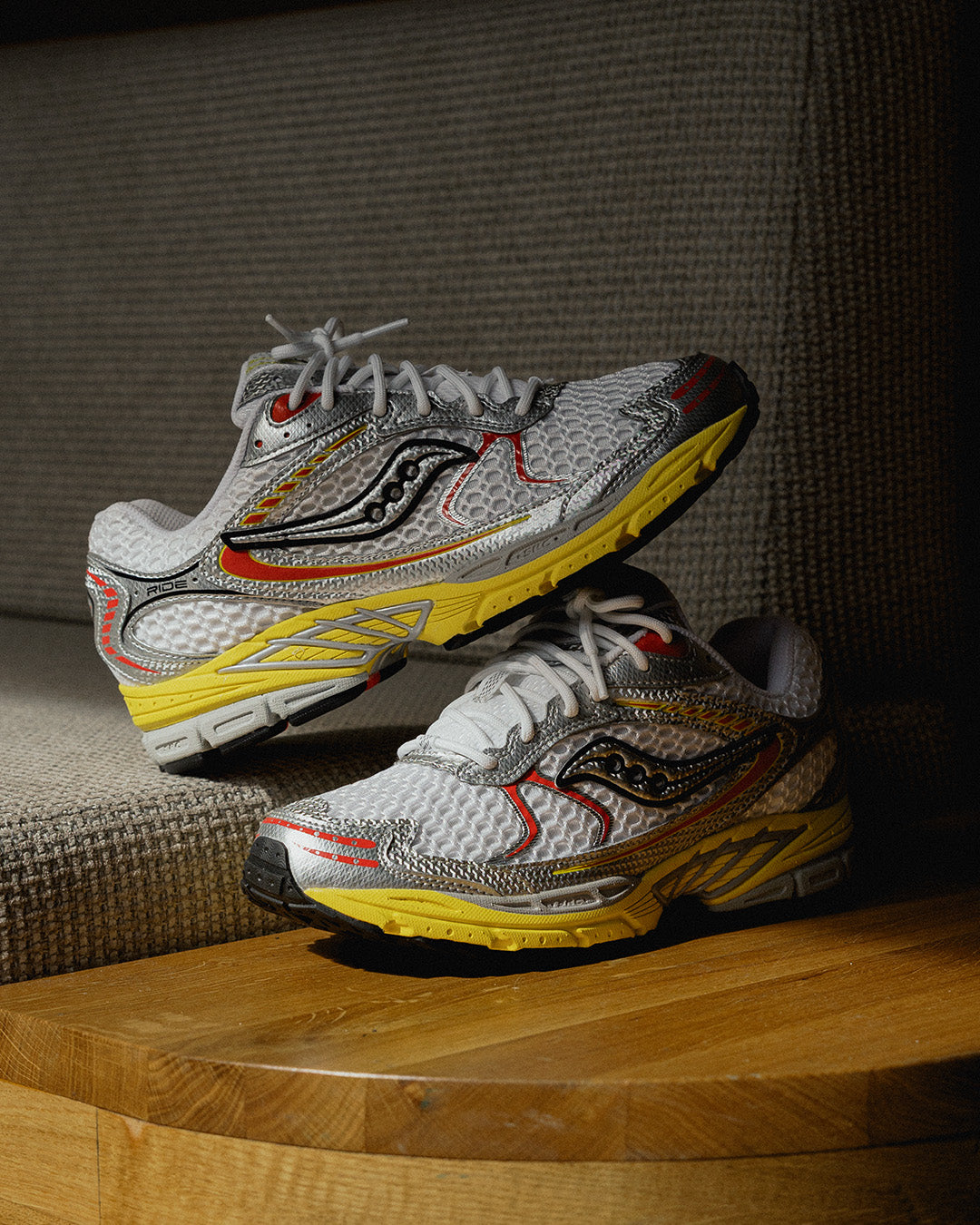 Saucony Progrid Ride 1 white buttercup