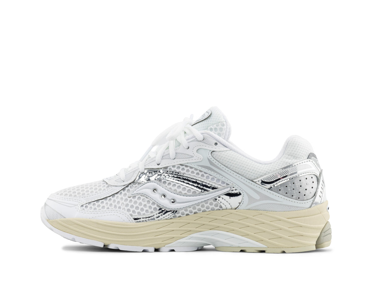 Saucony Progrid Omni 9 white eggshell