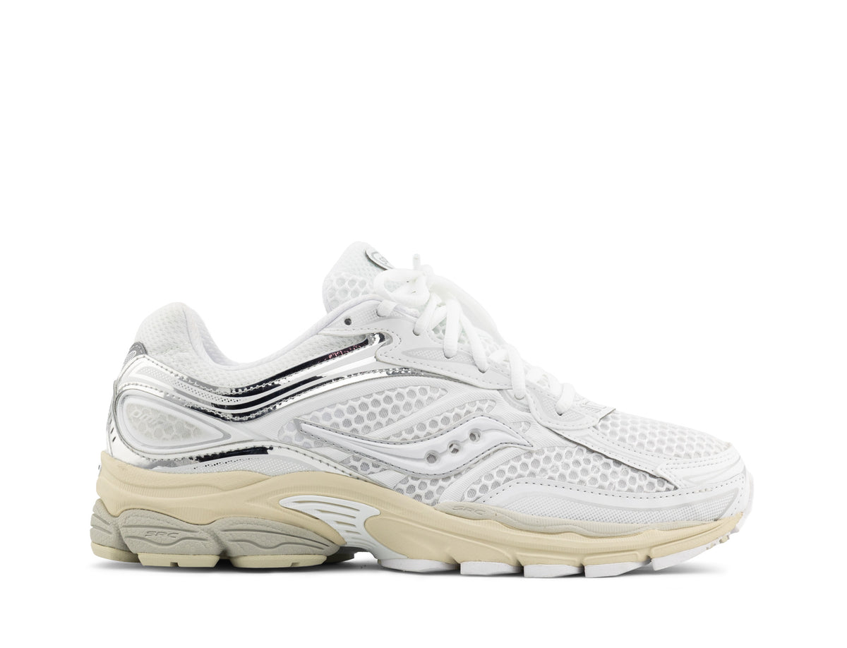 Saucony Progrid Omni 9 white eggshell