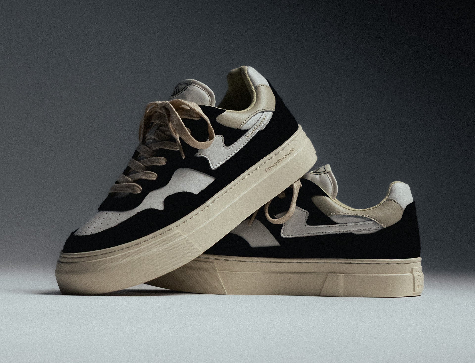 Stepney Workers Club Pearl S-Strike Leather black white