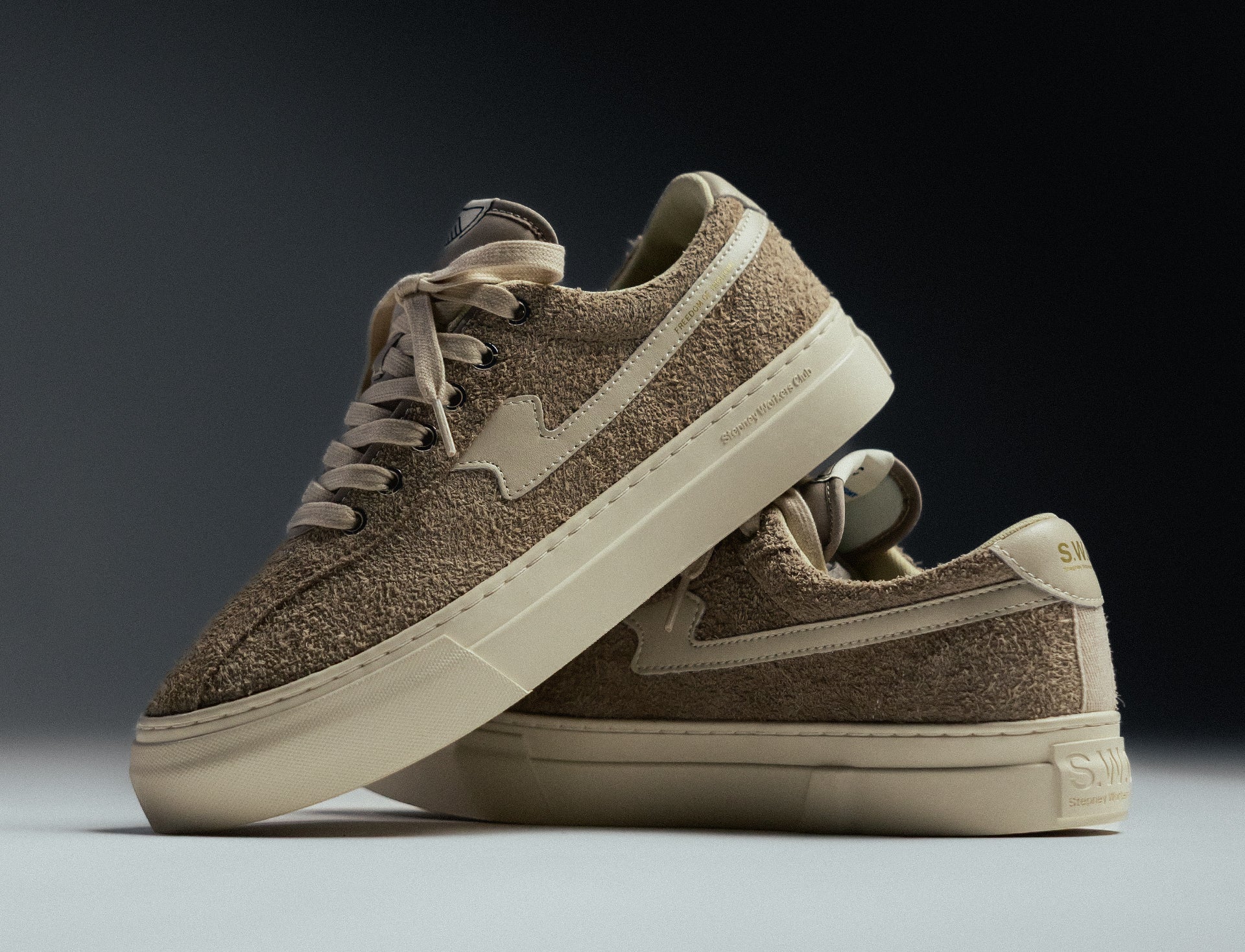 Stepney Workers Club Dellow S-Strike Cup Raw suede taupe