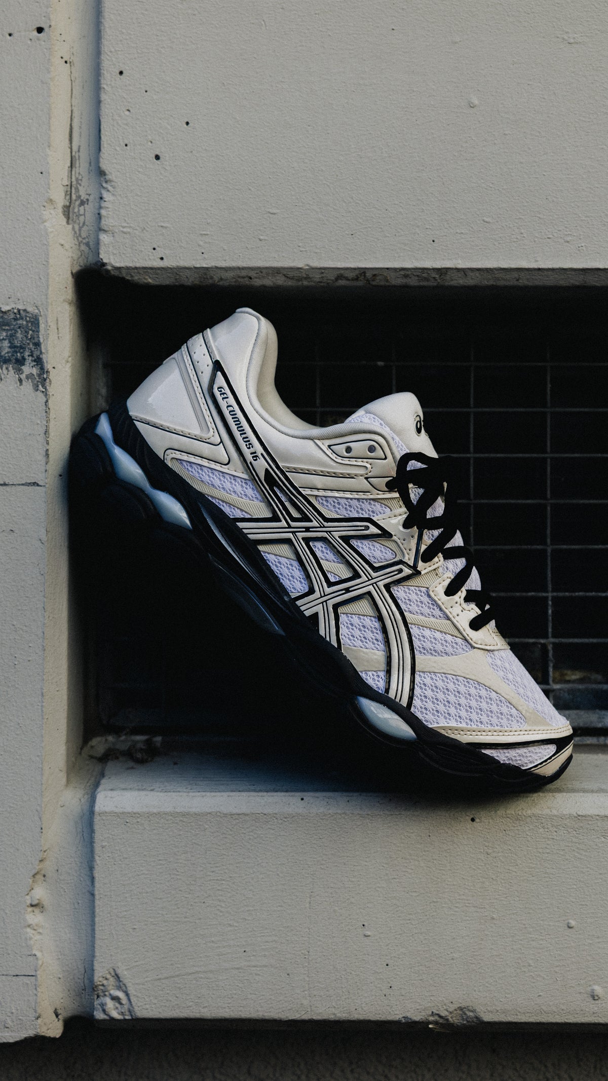 Asics Gel-Cumulus 16 white cream