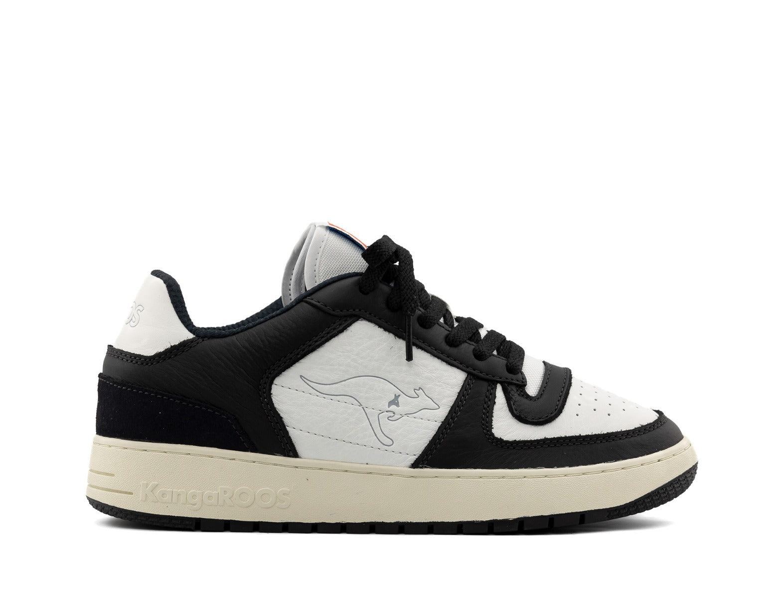 KangaROOS Game Lo black white 1