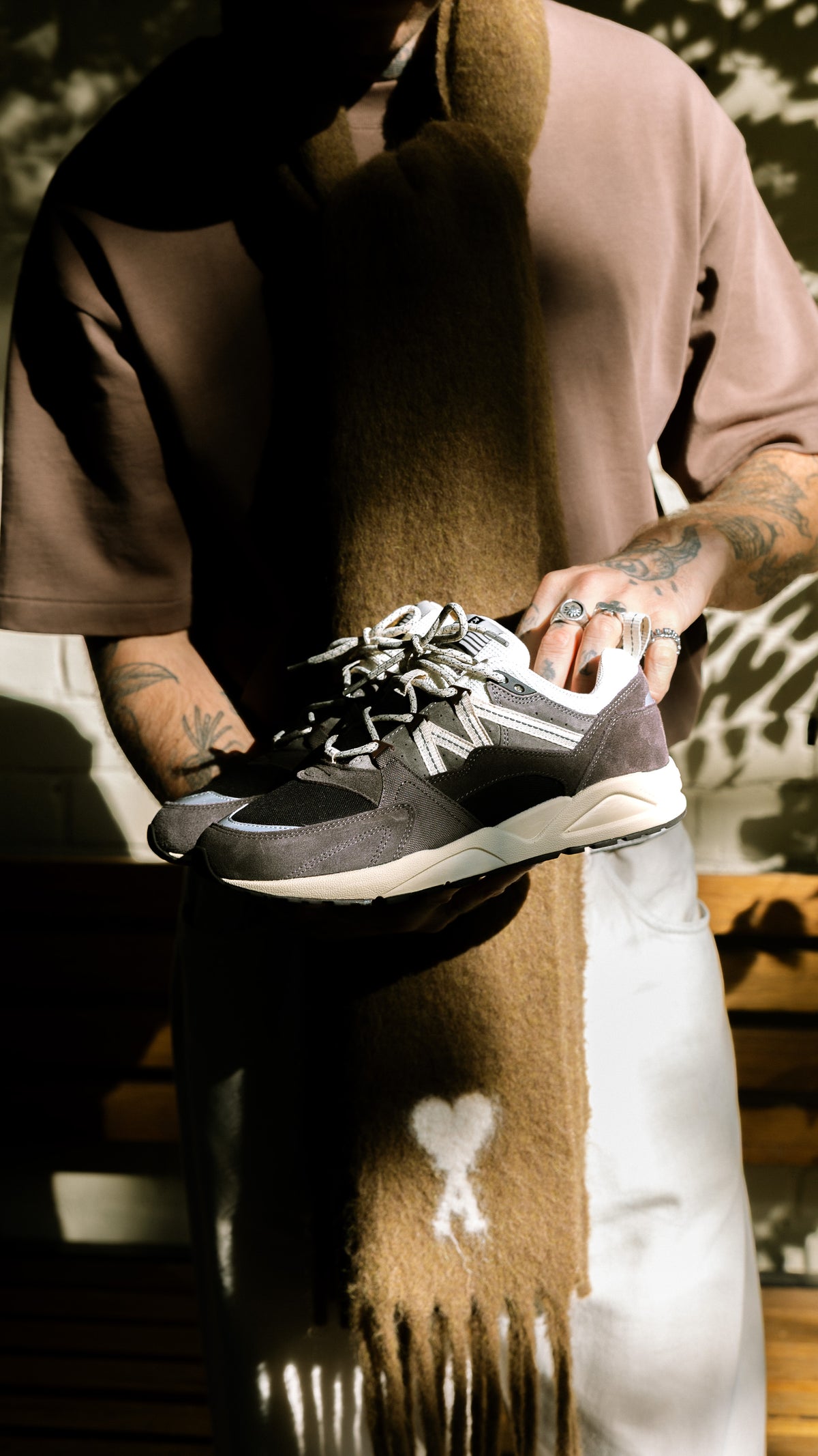 Karhu Fusion 2.0 dark gull gray turtledove