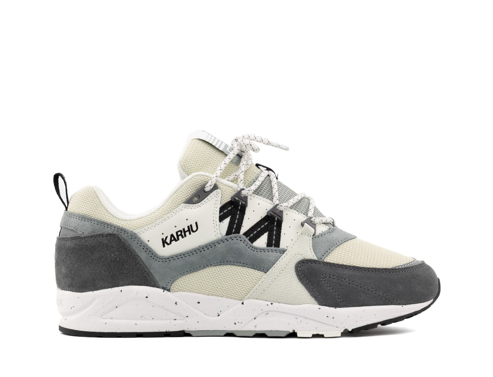 Karhu Fusion 2.0 limestone jet black