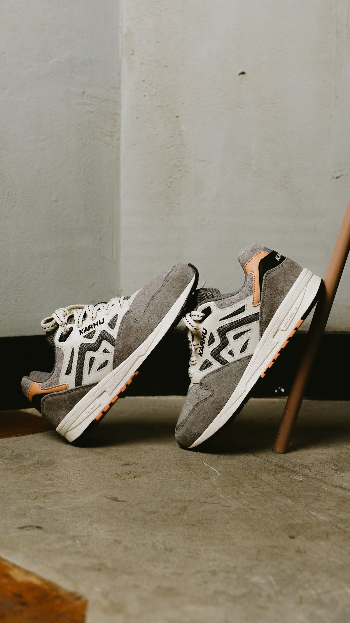 Karhu Legacy 96 hematite hematite