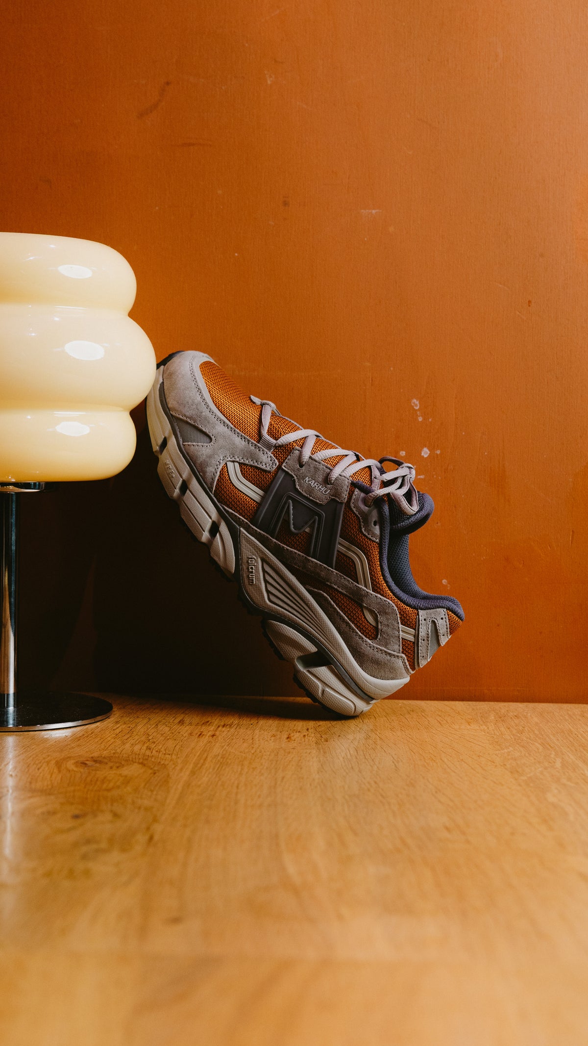 Karhu Super Fulcrum gray flannel subterranean
