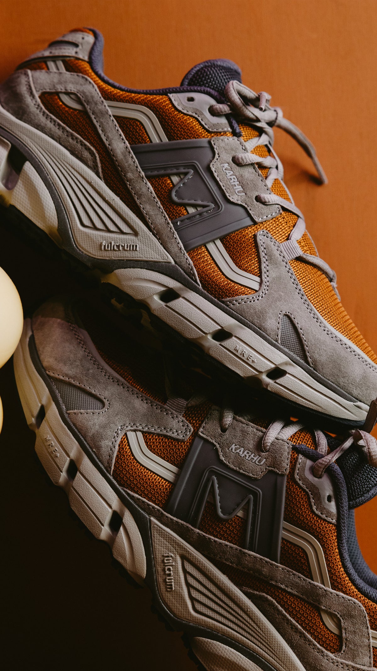 Karhu Super Fulcrum gray flannel subterranean