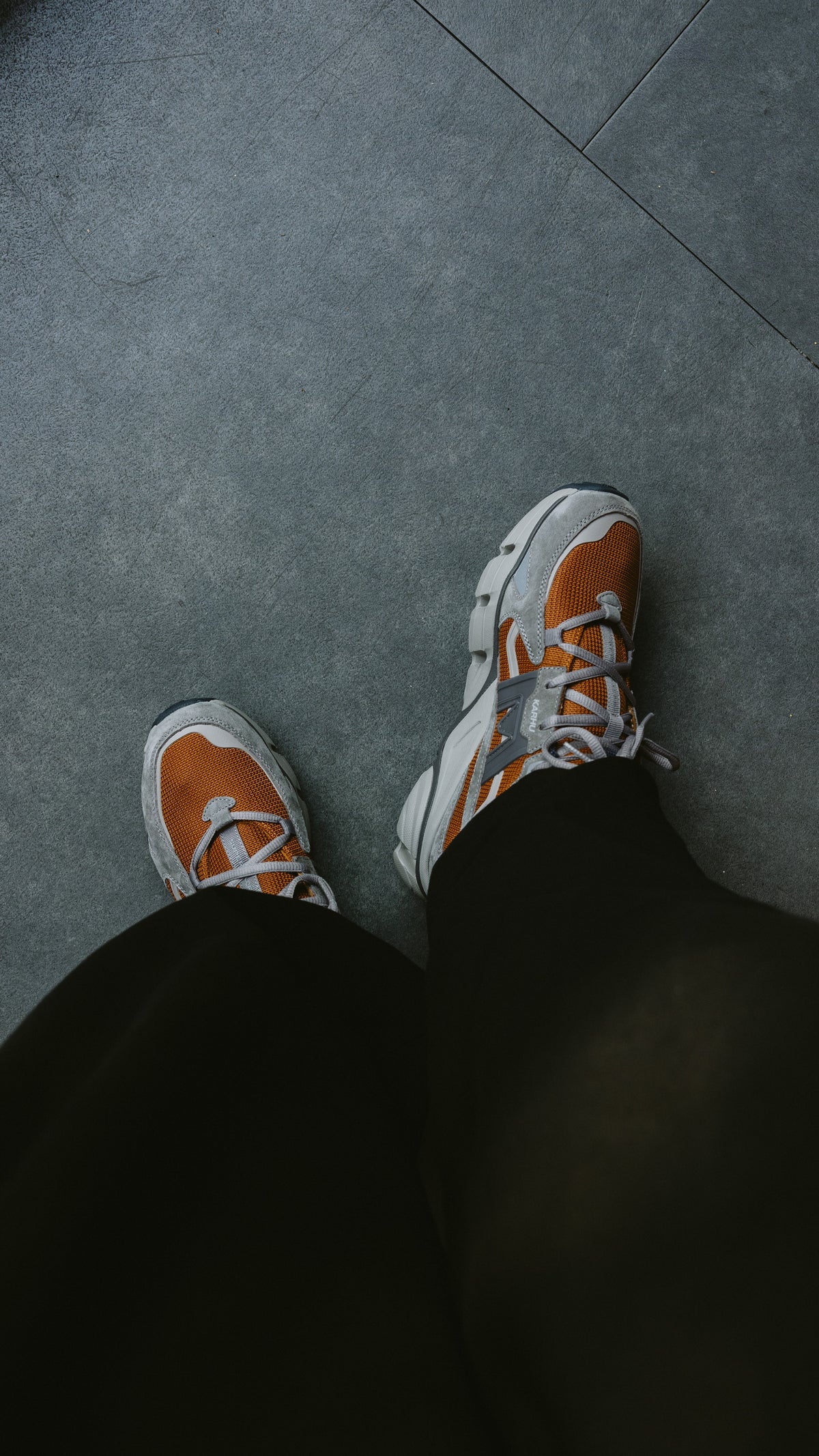 Karhu Super Fulcrum gray flannel subterranean