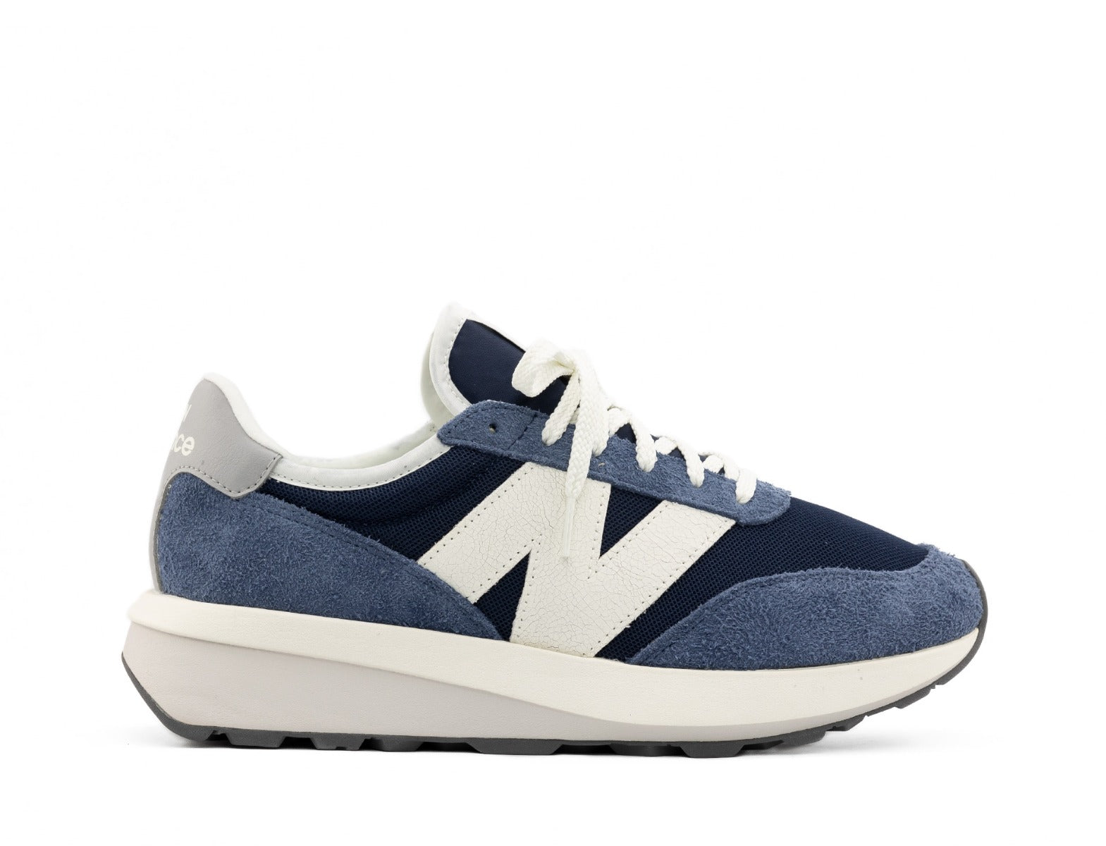 New Balance 370 navy 1