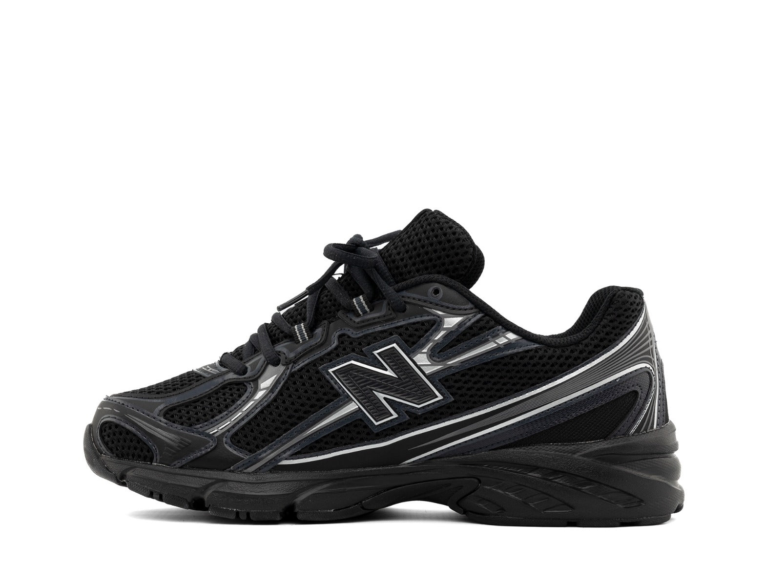 New Balance 740 black silver metallic