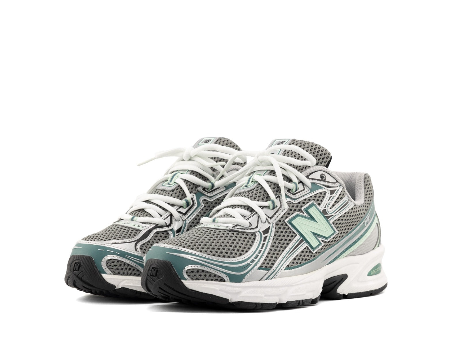 New Balance 740 silver metallic new spruce clay ash rain cloud