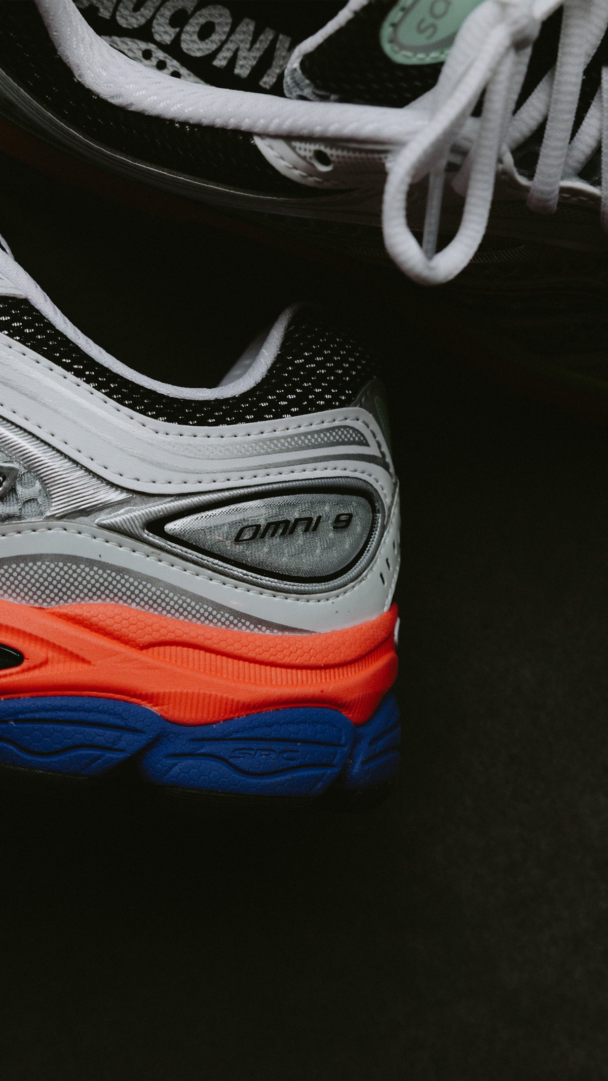 Saucony Progrid Omni 9 white vizired